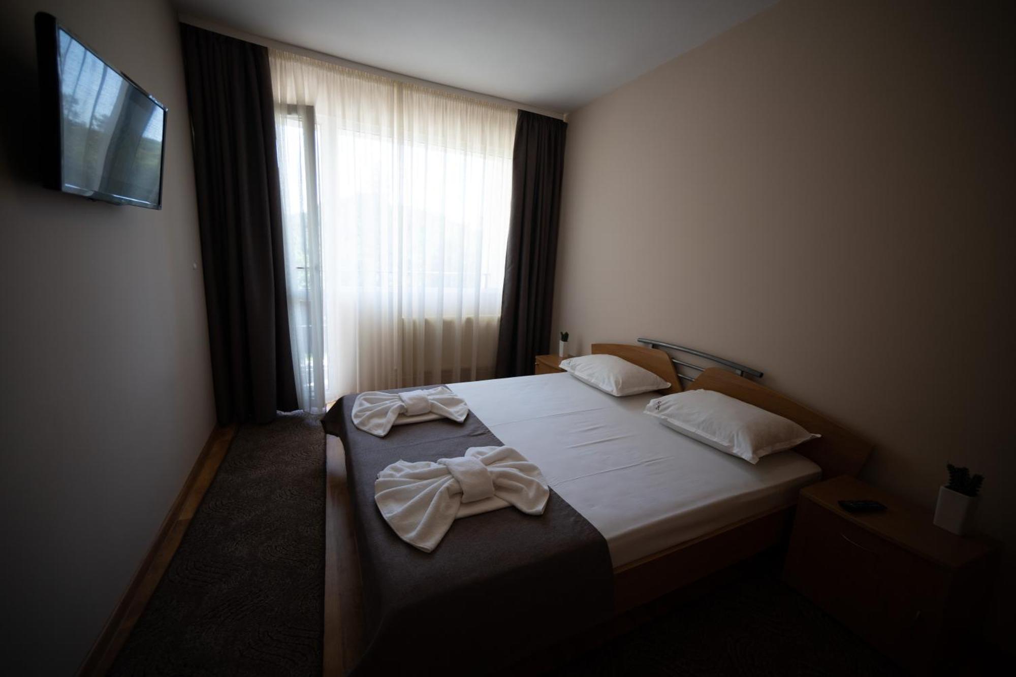 Hotel Velista Voneshta Voda Bagian luar foto