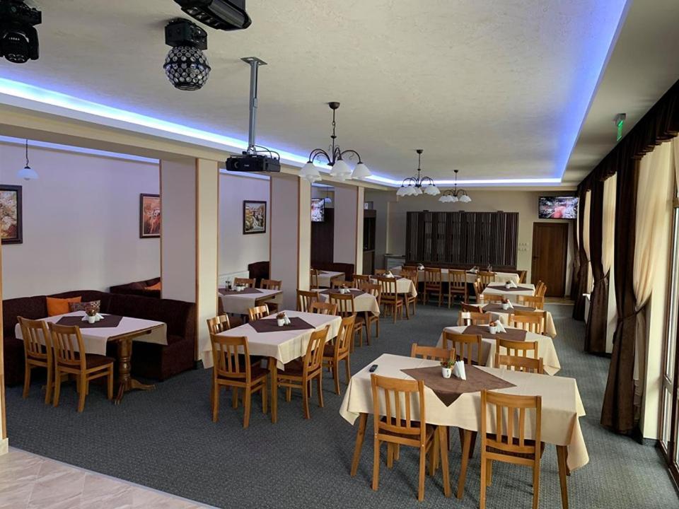Hotel Velista Voneshta Voda Bagian luar foto